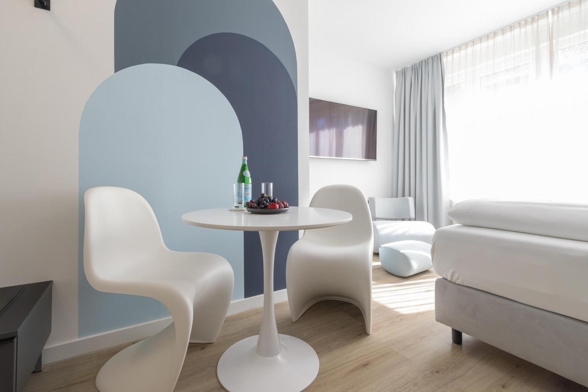 Zzzpace Smart-Hotel Krefeld Exterior photo